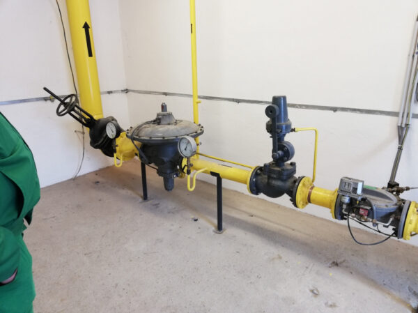 Reconstruction of Gas Regulation Lines