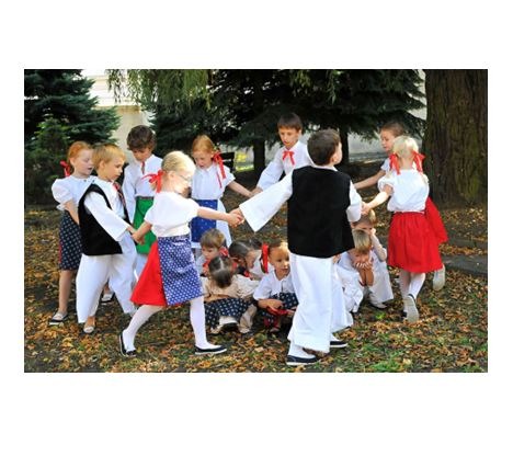 POMÁHÁME mladým talentům