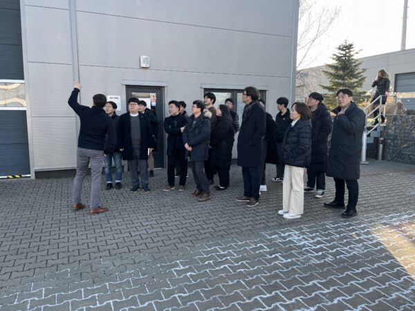 A consortium of leading Korean fuel cell manufacturers, together with other experts, visited our headquarters in Popůvky | HUTIRA